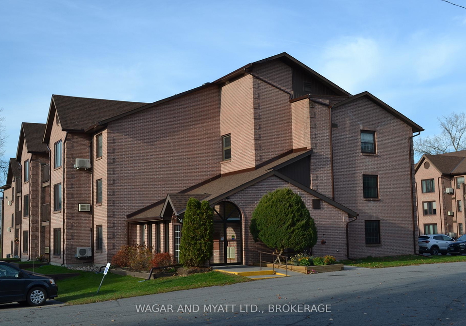 9-centre-street-s-greater-napanee-ontario-x13731070