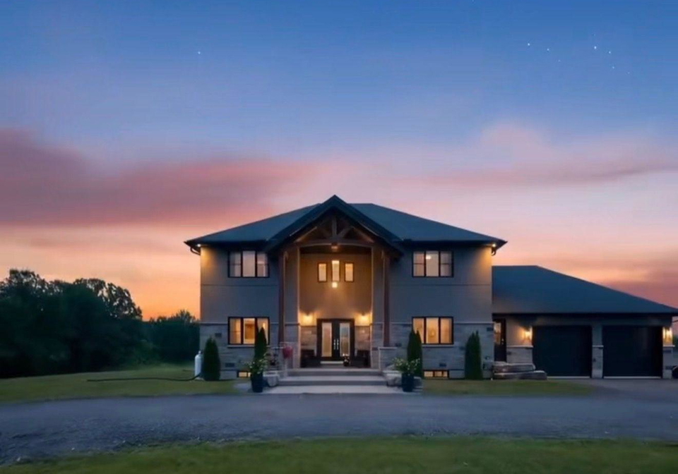 2572-blessington-road-tyendinaga-ontario-x13731080