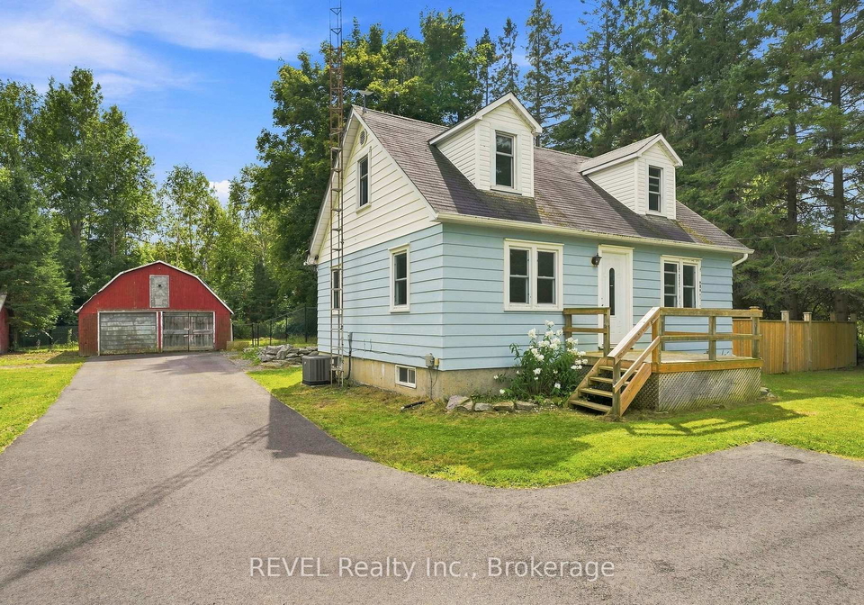 1529-county-road-64-quinte-west-ontario-x13731304