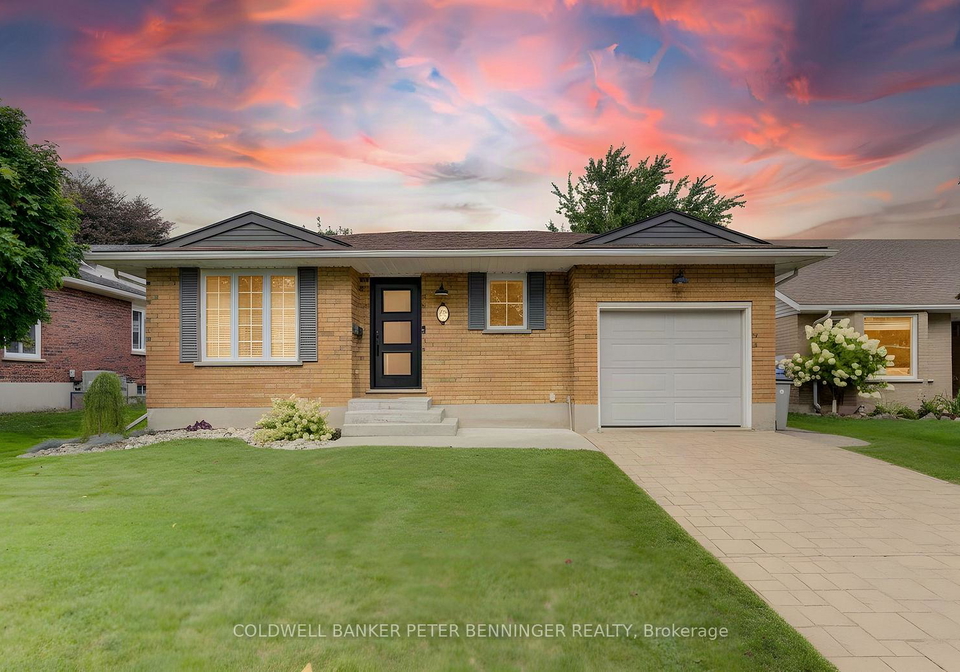 595-maple-avenue-n-north-perth-ontario-x13731326