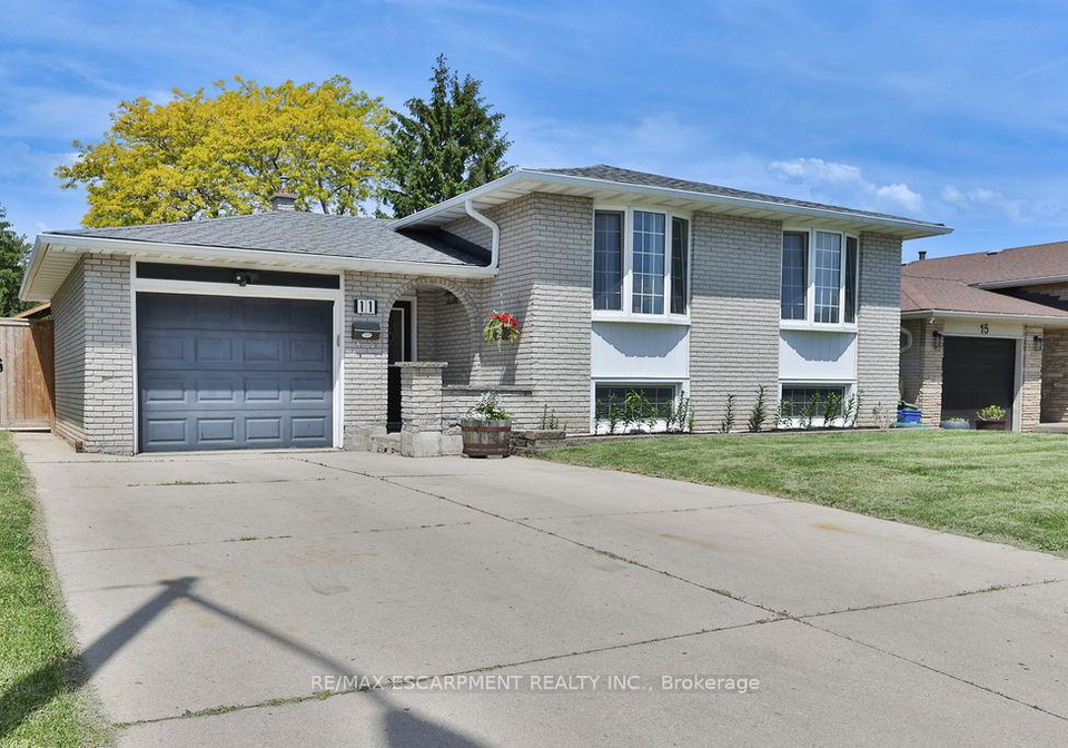 11-lynwood-drive-hamilton-ontario-x13731448