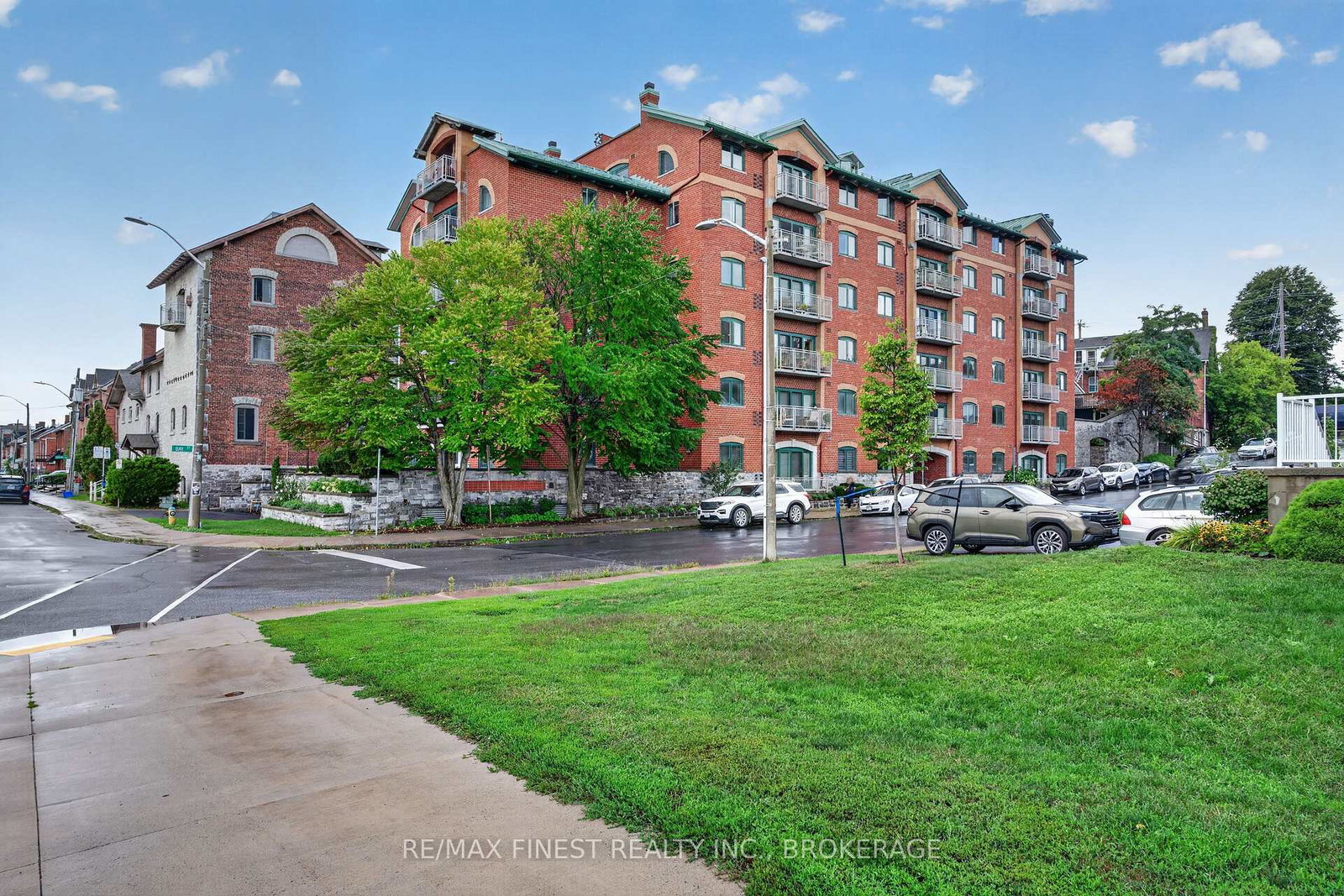 2-bay-street-kingston-ontario-x13731506