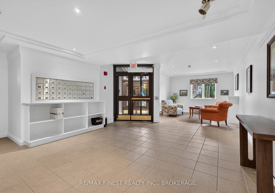 2-bay-street-kingston-ontario-x13731506