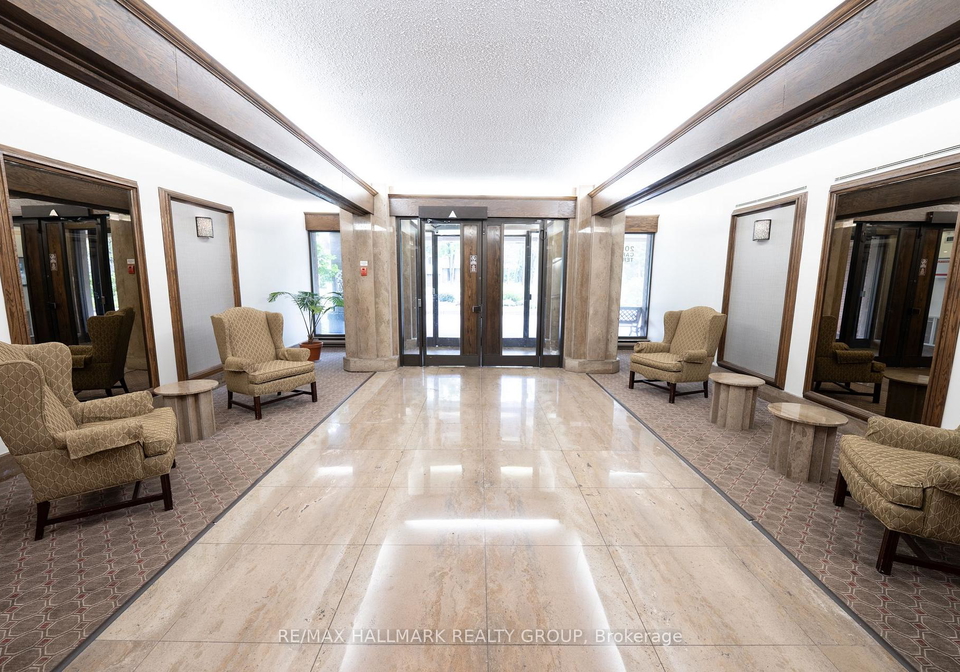 2019-carling-avenue-ottawa-ontario-x13731576