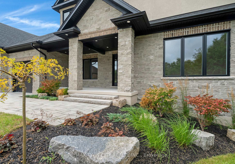 62-river-run-place-woolwich-ontario-x13731692