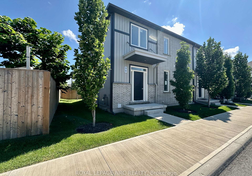 121a-moffatt-street-st-catharines-ontario-x13731816