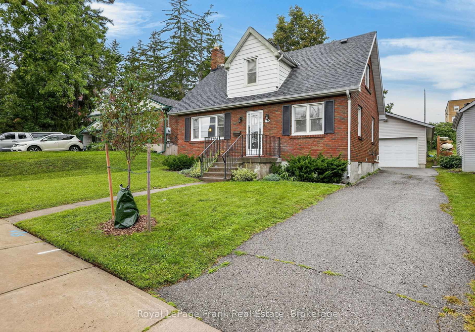 174-sophia-street-peterborough-ontario-x13731820