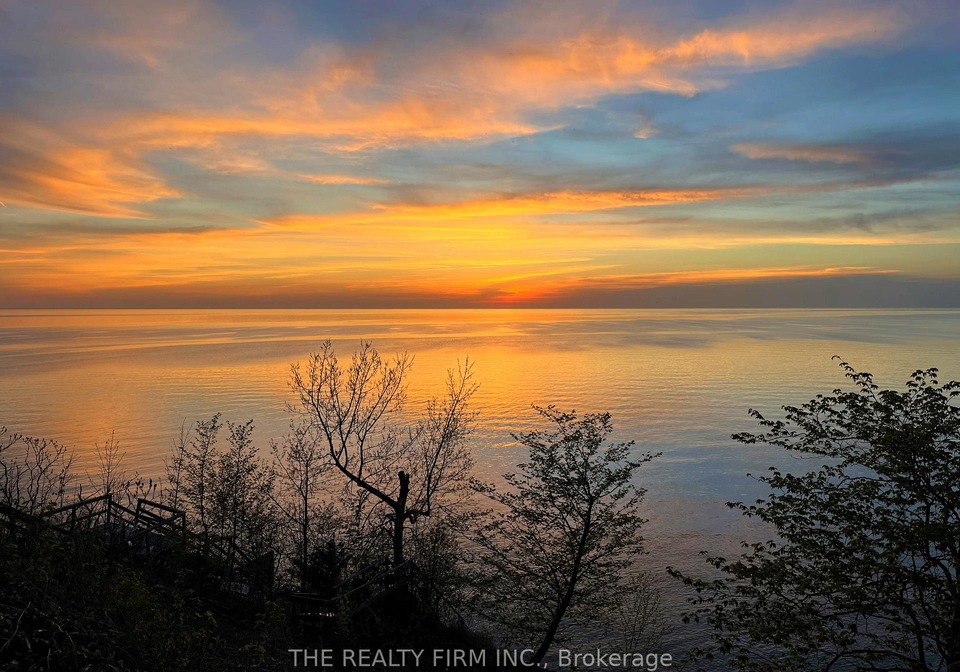 4084-bluepoint-drive-plympton-wyoming-ontario-x13731902