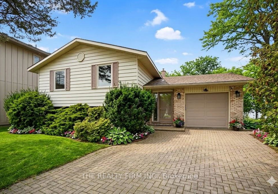 4084-bluepoint-drive-plympton-wyoming-ontario-x13731902