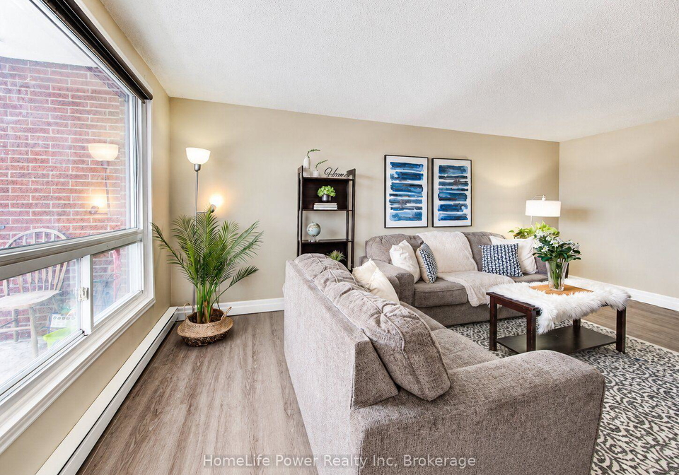 4-avalon-place-kitchener-ontario-x13731908