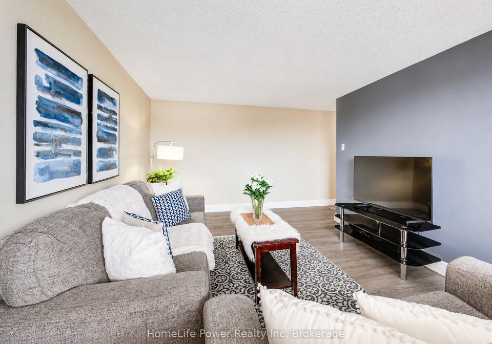 4-avalon-place-kitchener-ontario-x13731908