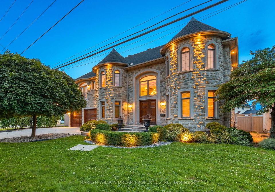 43a-inverness-avenue-ottawa-ontario-x13732032
