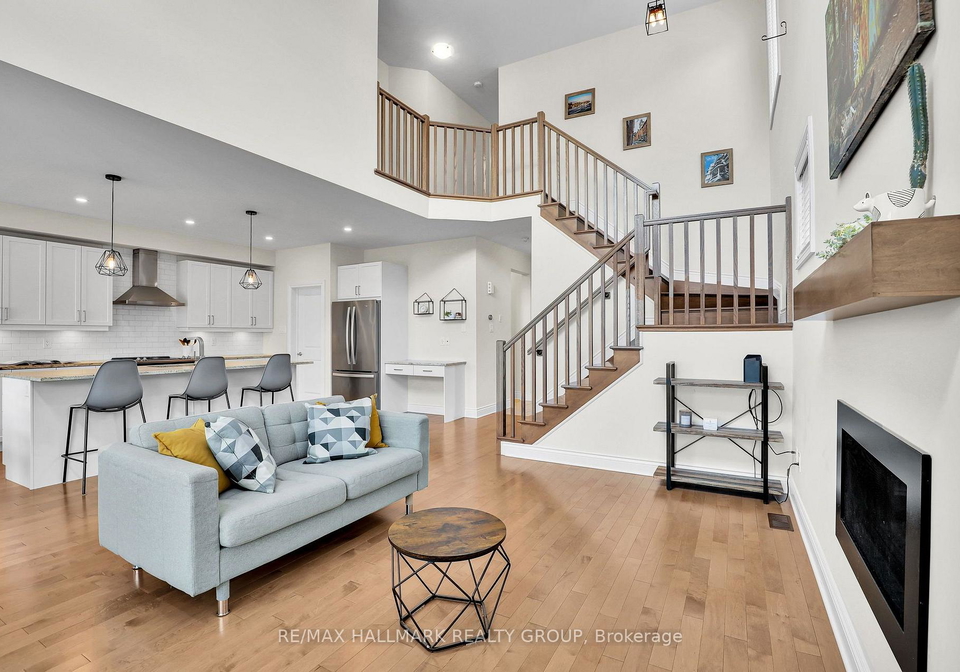 58-zaatiik-grove-ottawa-ontario-x13732198