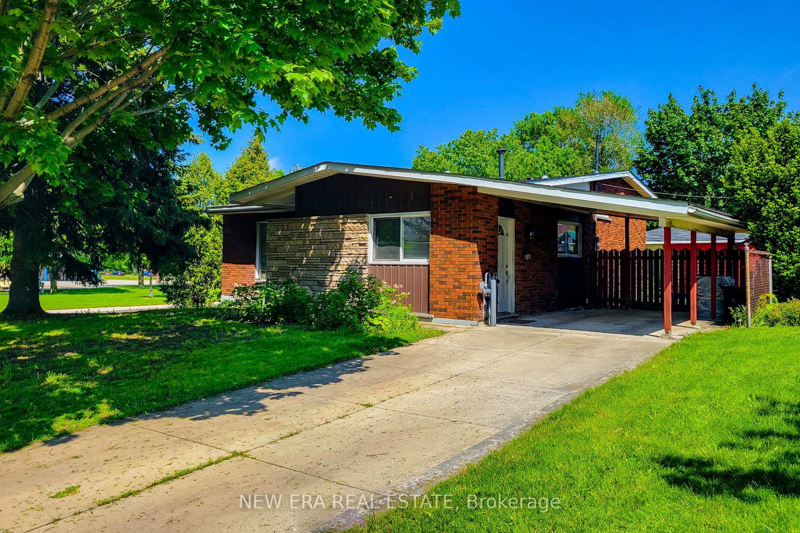 1-vera-court-hamilton-ontario-x13732204