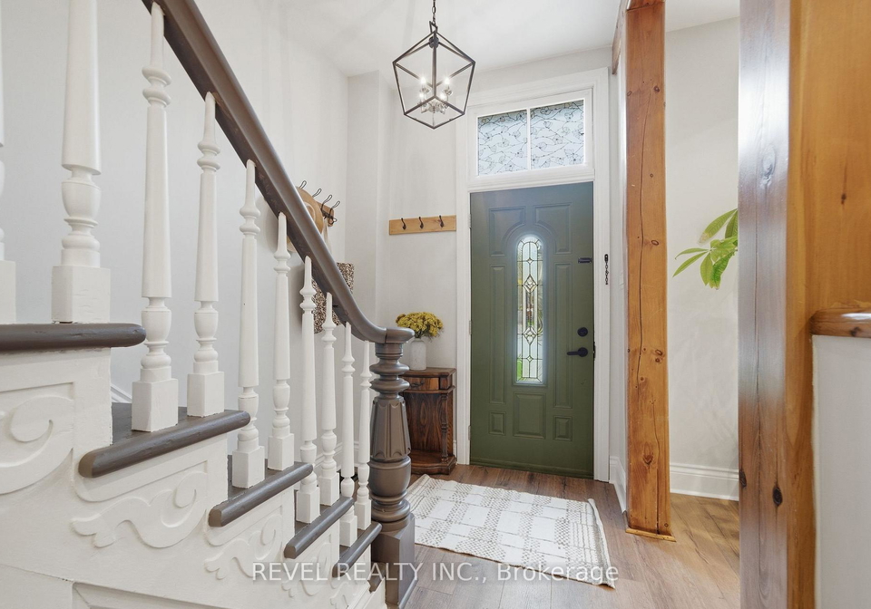 52-cambridge-street-n-kawartha-lakes-ontario-x13732394