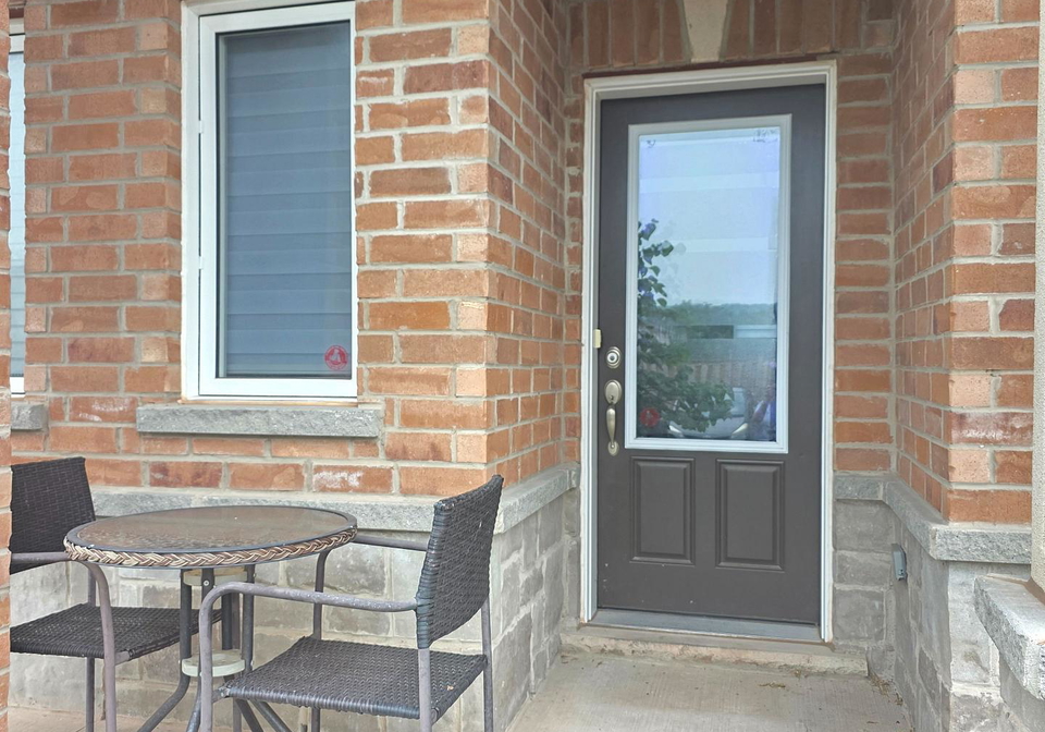 9-arietta-lane-hamilton-ontario-x13732606