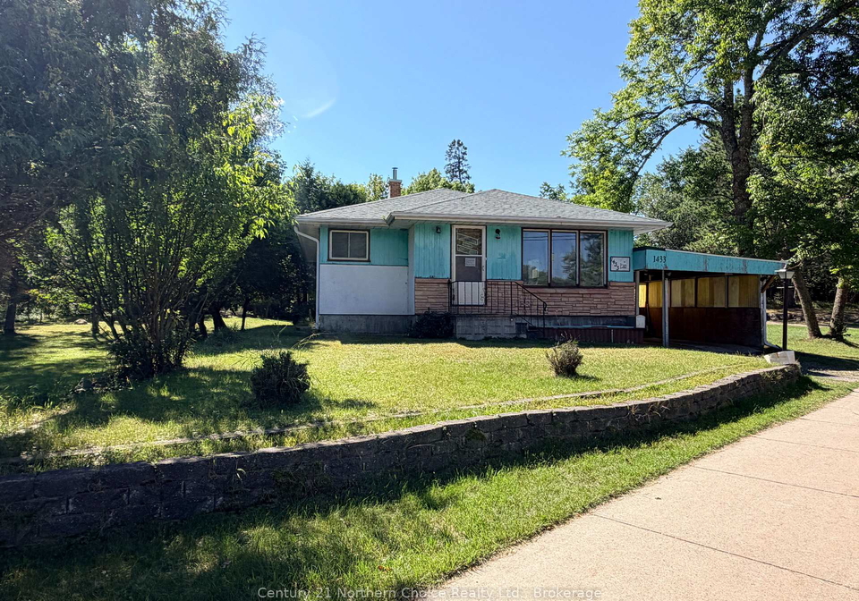 1433-pine-portage-road-kenora-ontario-x13732612