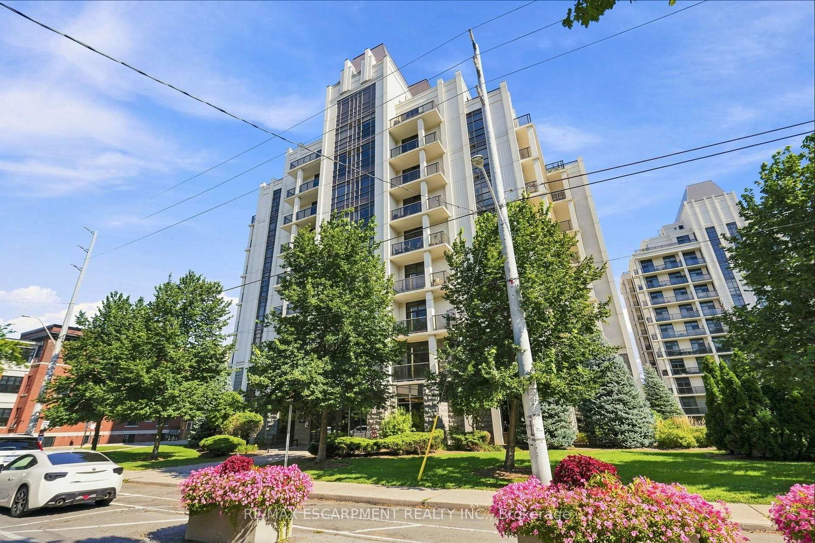 90-charlton-avenue-w-hamilton-ontario-x13732622