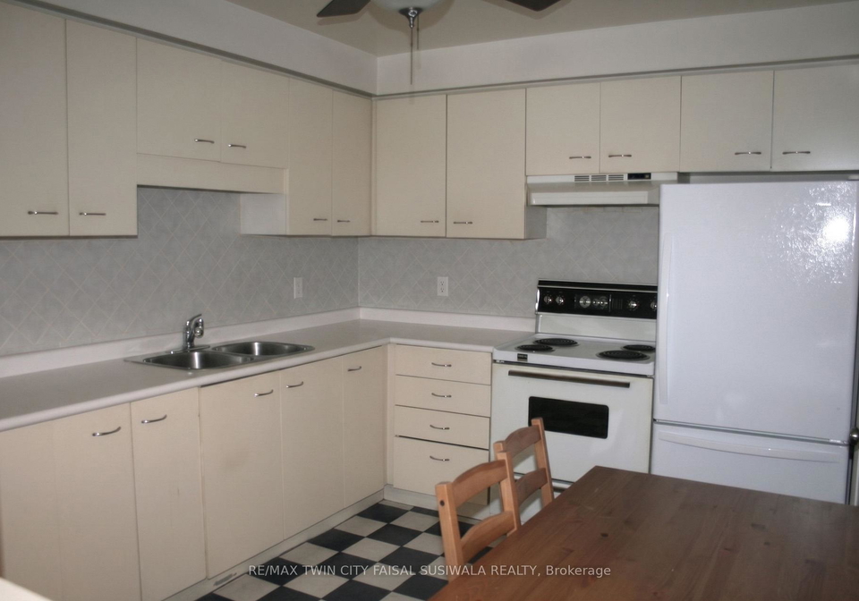 565-greenfield-avenue-kitchener-ontario-x13732626
