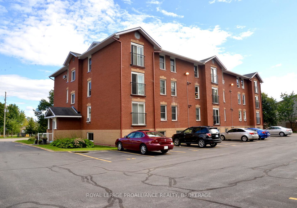 540-talbot-place-gananoque-ontario-x13732668