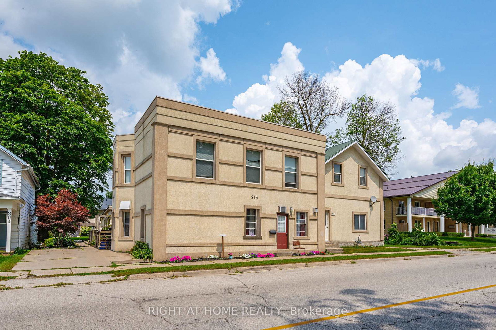 213-main-street-e-minto-ontario-x13732728