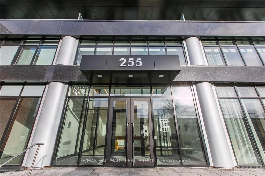 255-bay-street-ottawa-ontario-x13732926