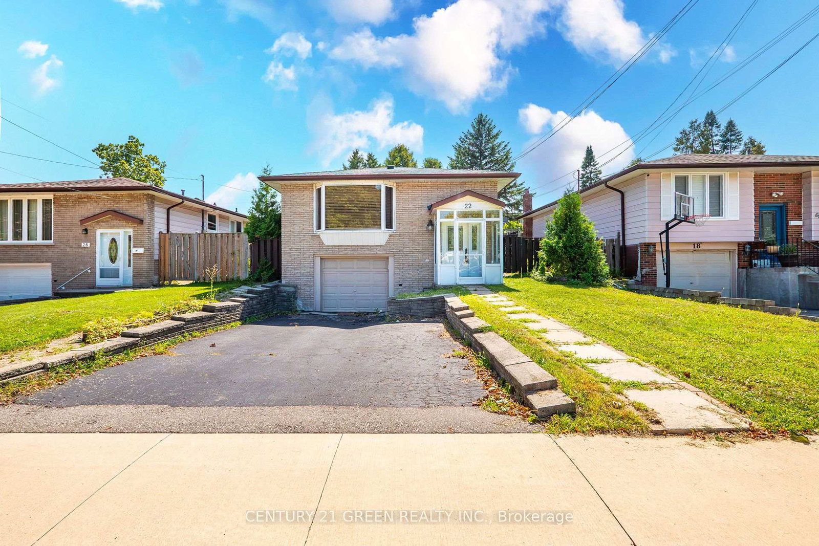 22-quaker-crescent-hamilton-ontario-x13732952