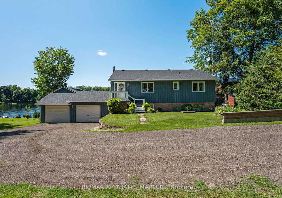40-r6-road-rideau-lakes-ontario-x13733110