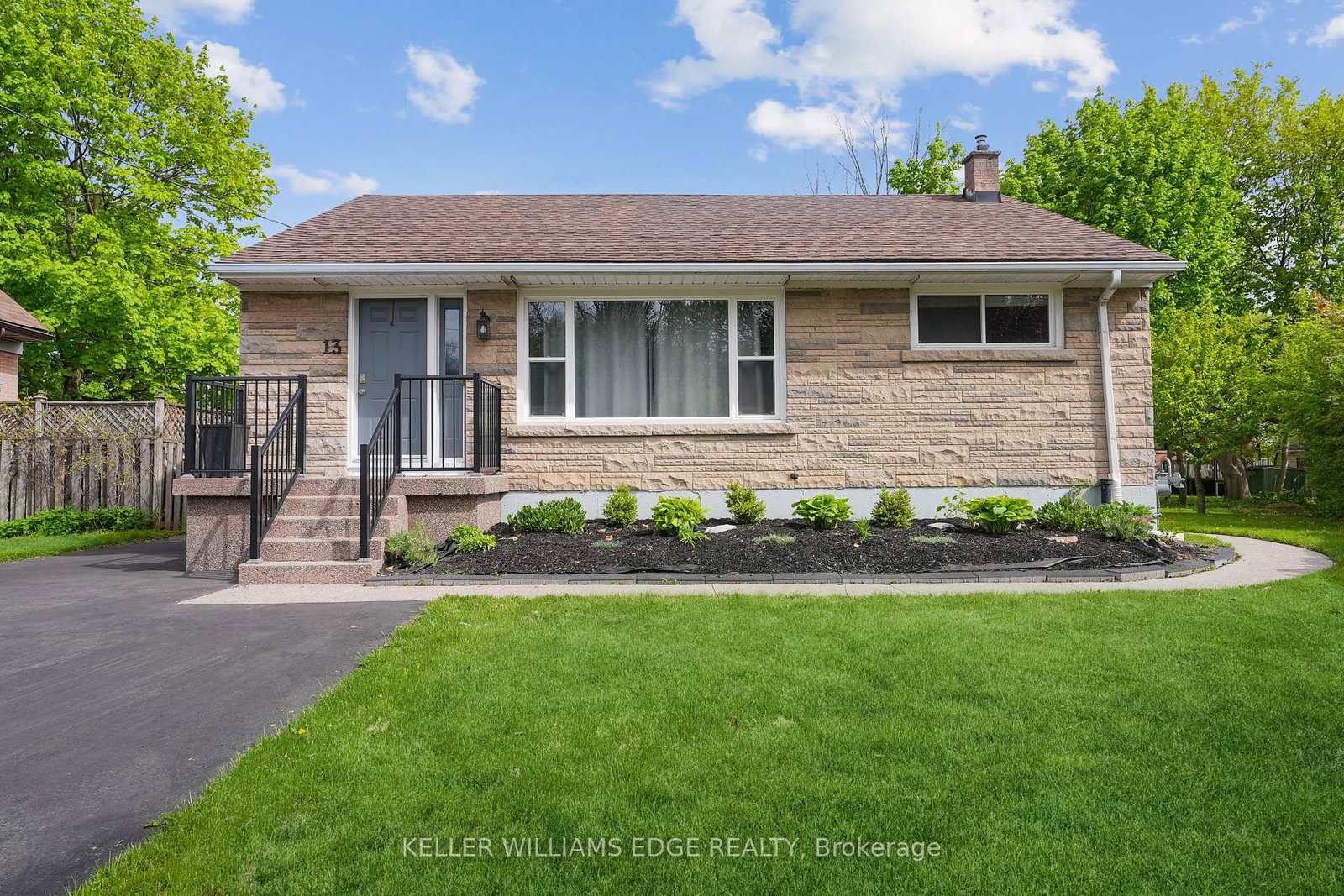 13-beaucourt-place-hamilton-ontario-x13733132