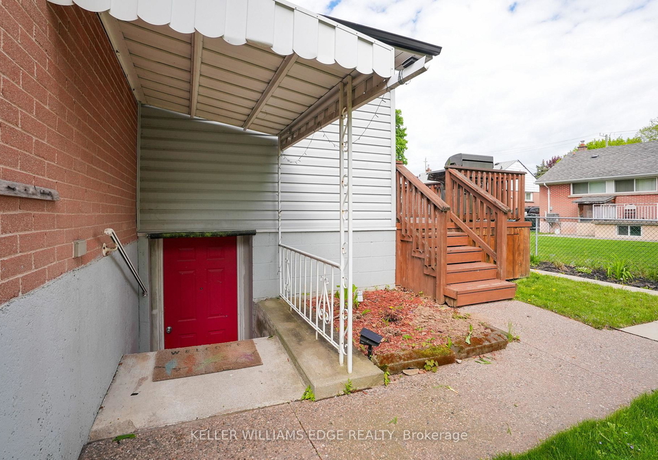 13-beaucourt-place-hamilton-ontario-x13733132
