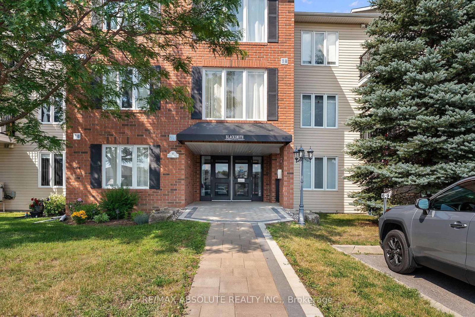 16-sheffield-street-arnprior-ontario-x13733136