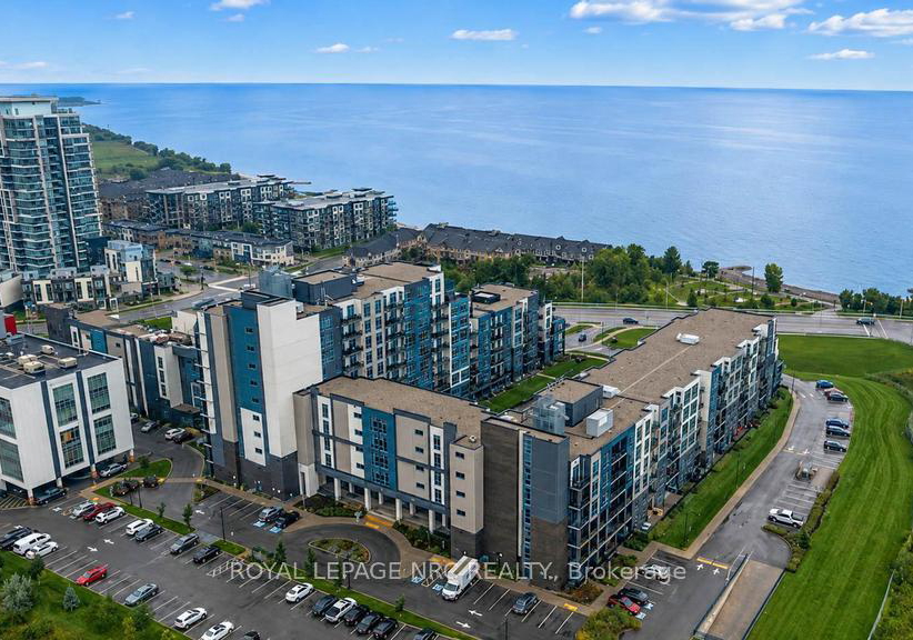 16-concord-place-grimsby-ontario-x13733142