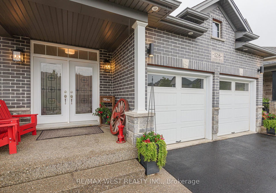 128-sammon-drive-guelpheramosa-ontario-x13733288