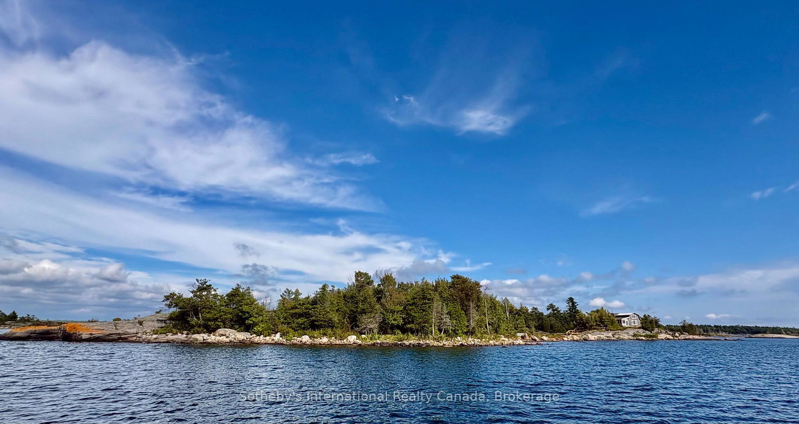 1-island-352c-carling-ontario-x13733296