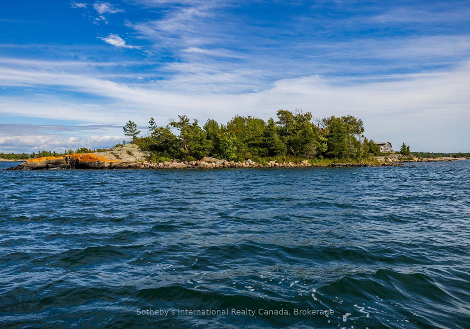 1-island-352c-carling-ontario-x13733296