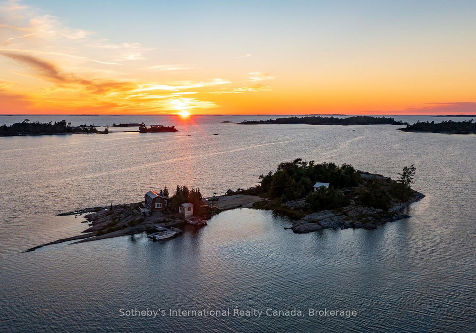 1-island-352c-carling-ontario-x13733296