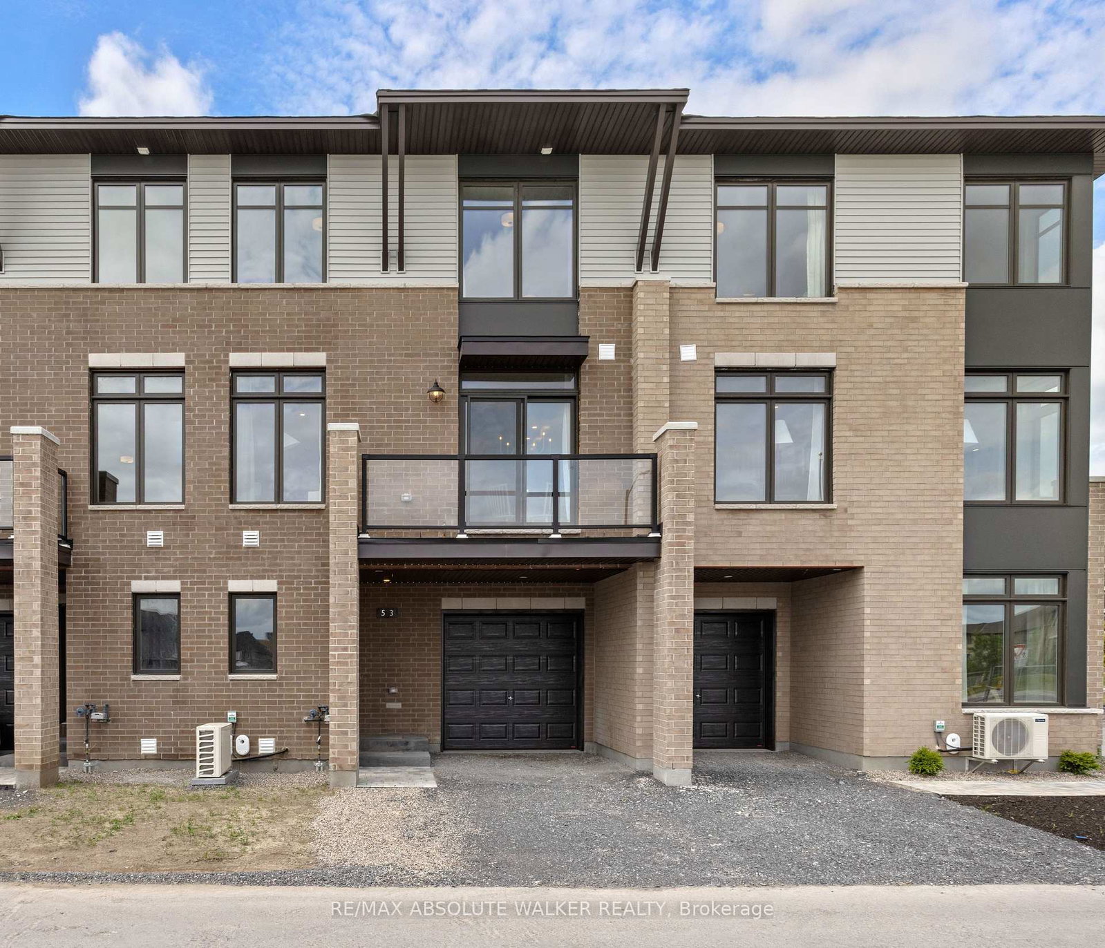 513-pantanal-private-ottawa-ontario-x13733320