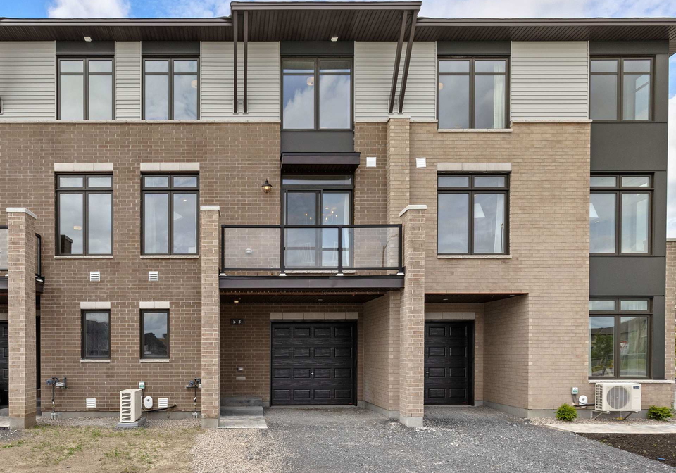 513-pantanal-private-ottawa-ontario-x13733320