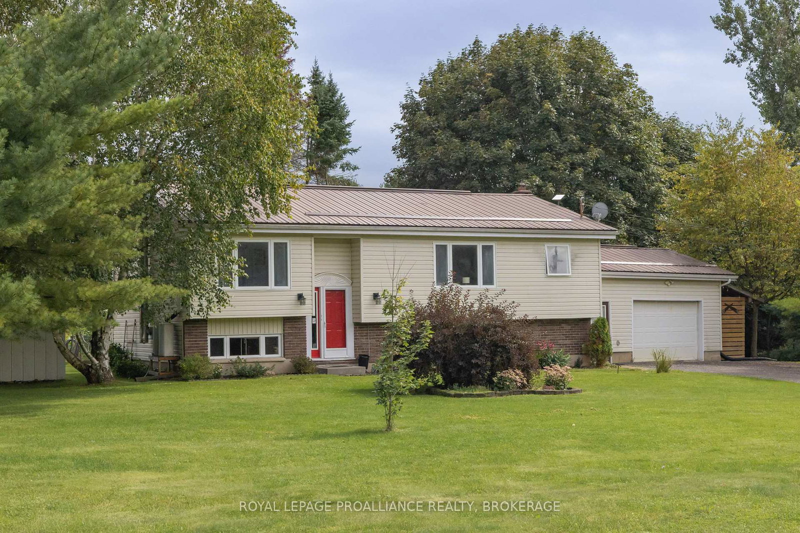 4018-county-road-1-e-stone-mills-ontario-x13733404