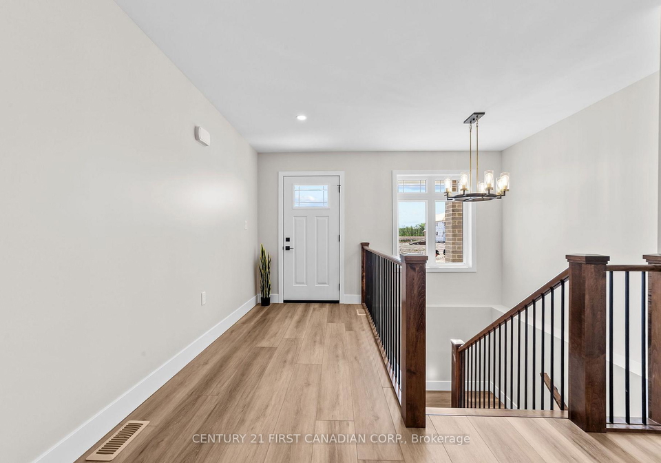 107-victoria-avenue-e-south-huron-ontario-x13733578
