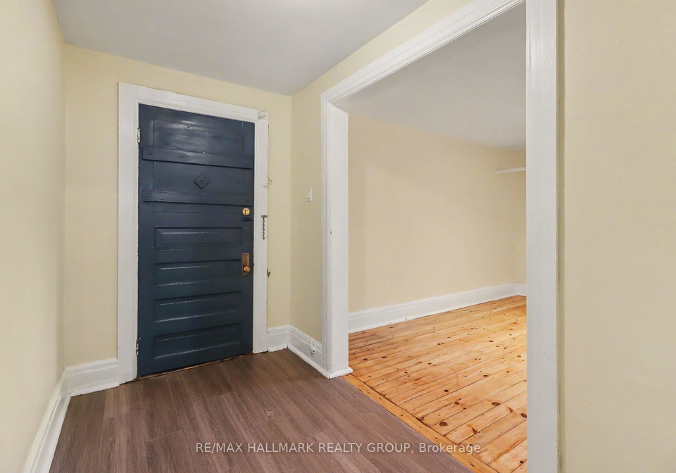 4elgin-street-ottawa-ontario-x13733640