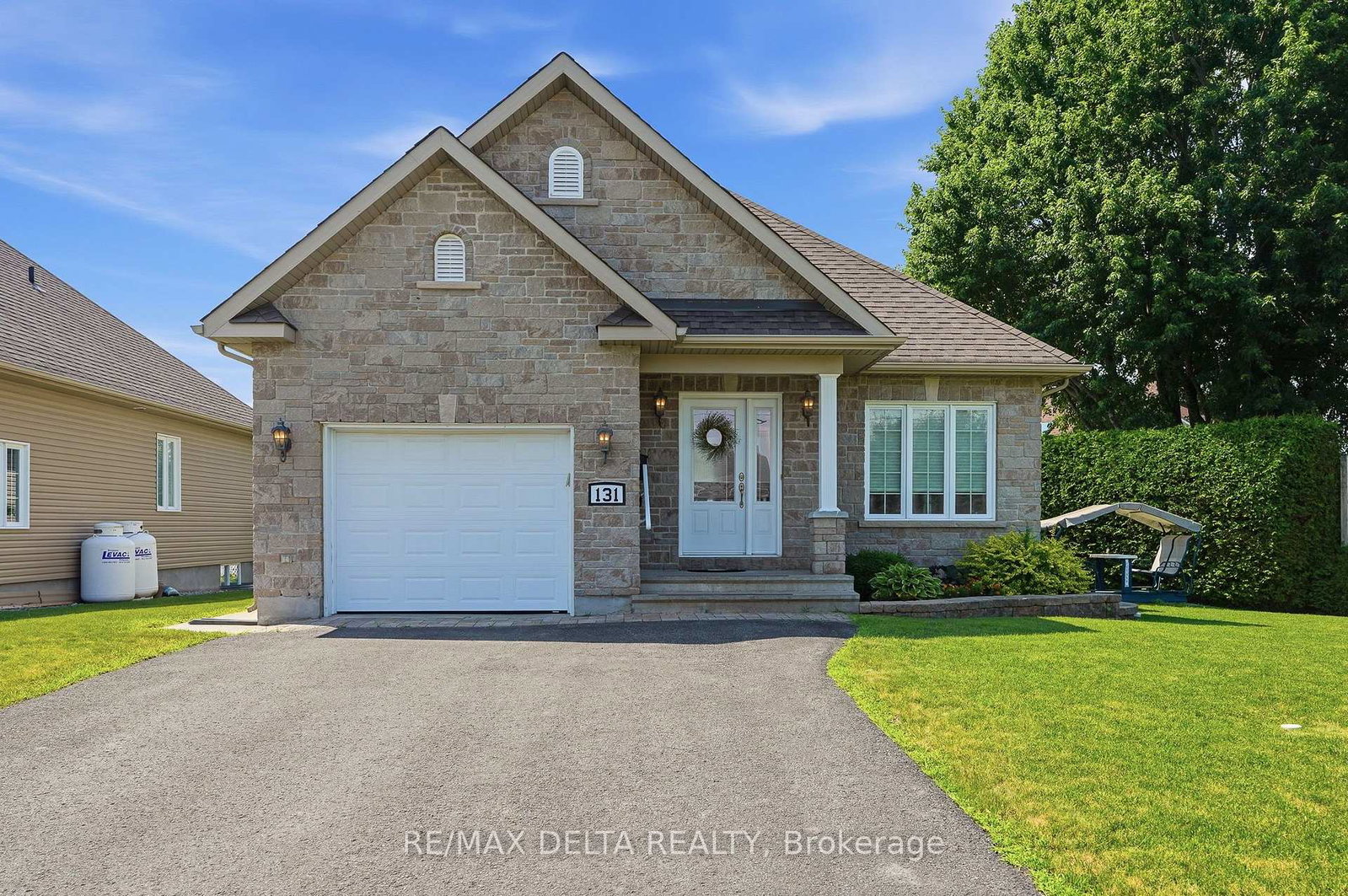 131-caledonia-road-the-nation-ontario-x13733772