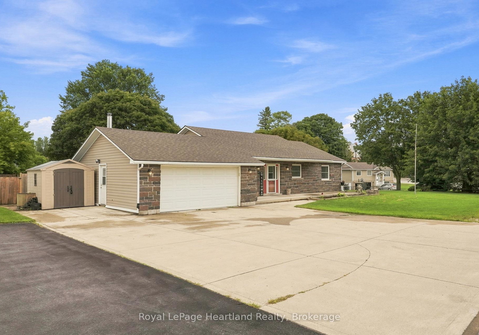 1041-main-street-howick-ontario-x13734062