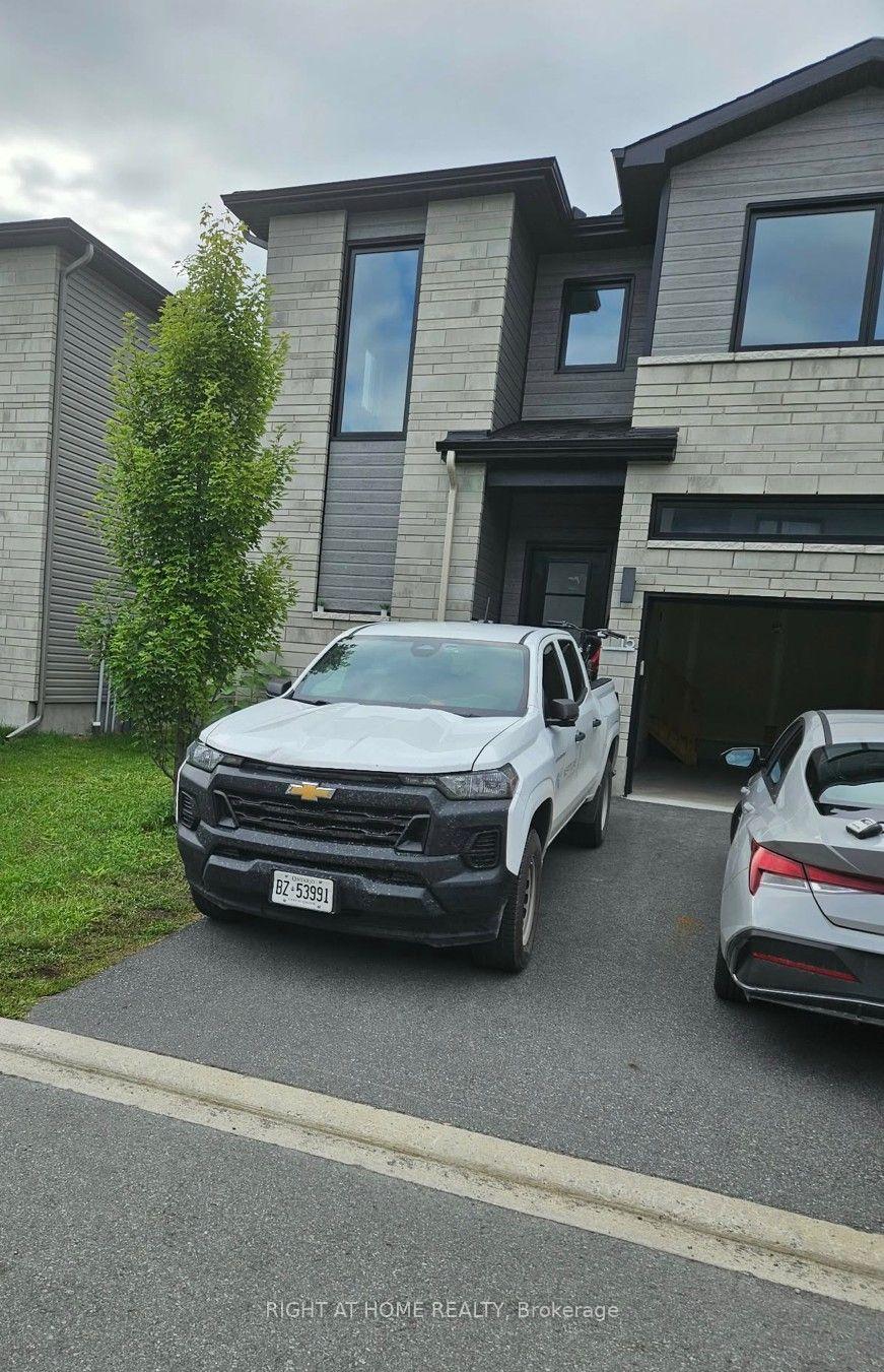 15-livya-street-the-nation-ontario-x13734154