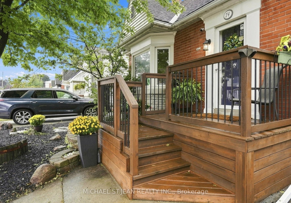 74-east-12th-street-hamilton-ontario-x13734316