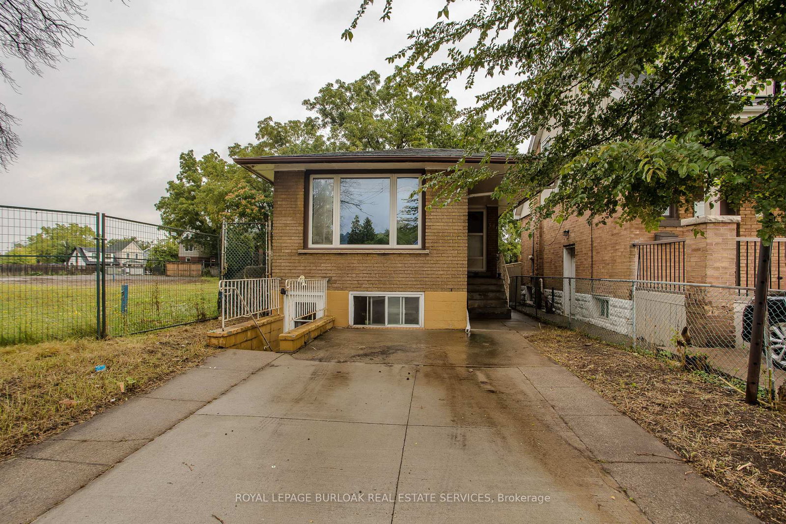 307-dunsmure-road-hamilton-ontario-x13734430