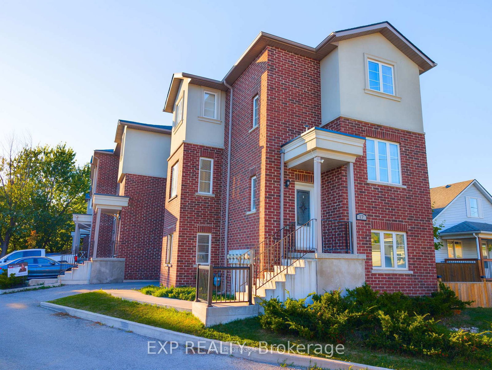 17-east-street-st-catharines-ontario-x13734460
