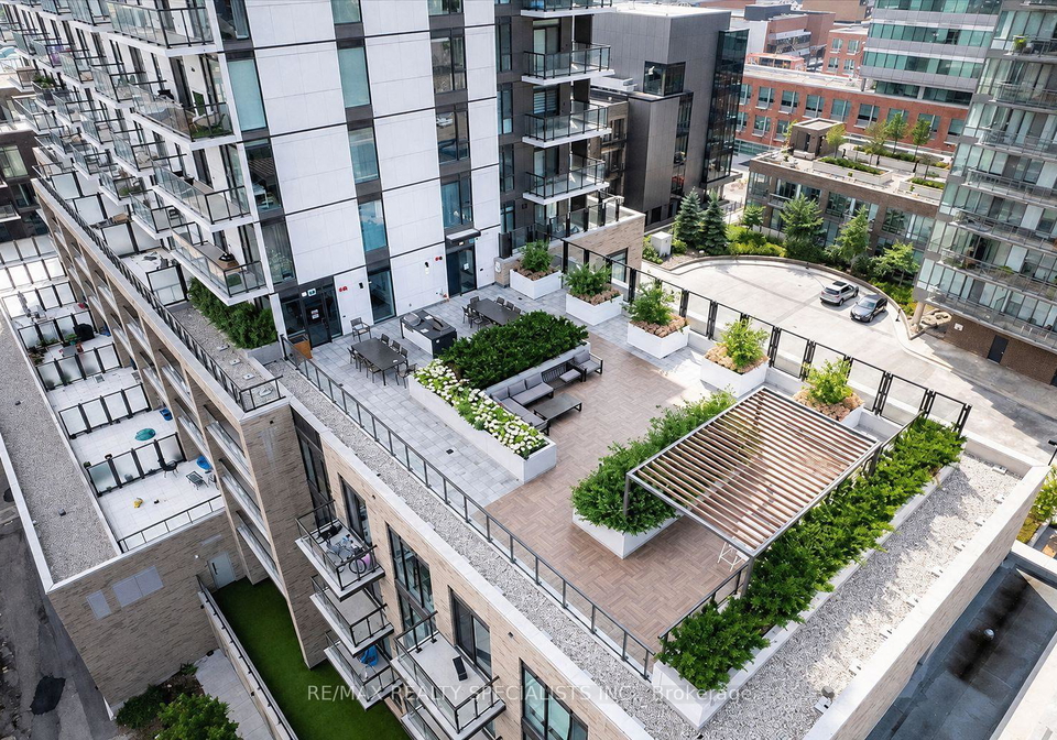 55-duke-street-w-kitchener-ontario-x13734636