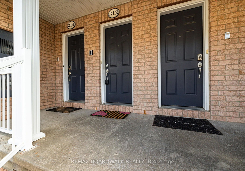 312-galston-private-ottawa-ontario-x13734678