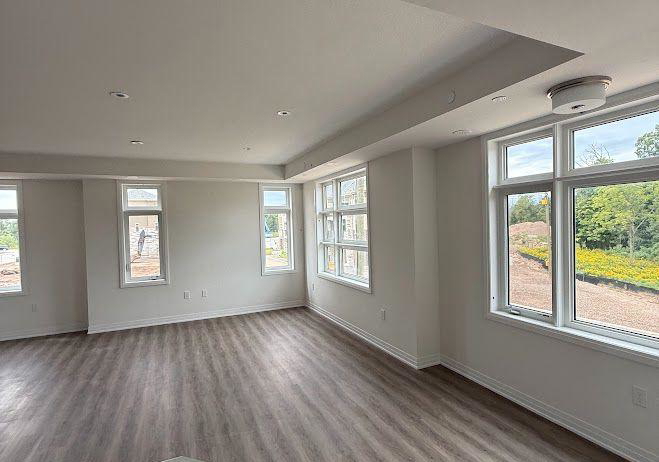 933-north-waterdown-drive-hamilton-ontario-x13734842